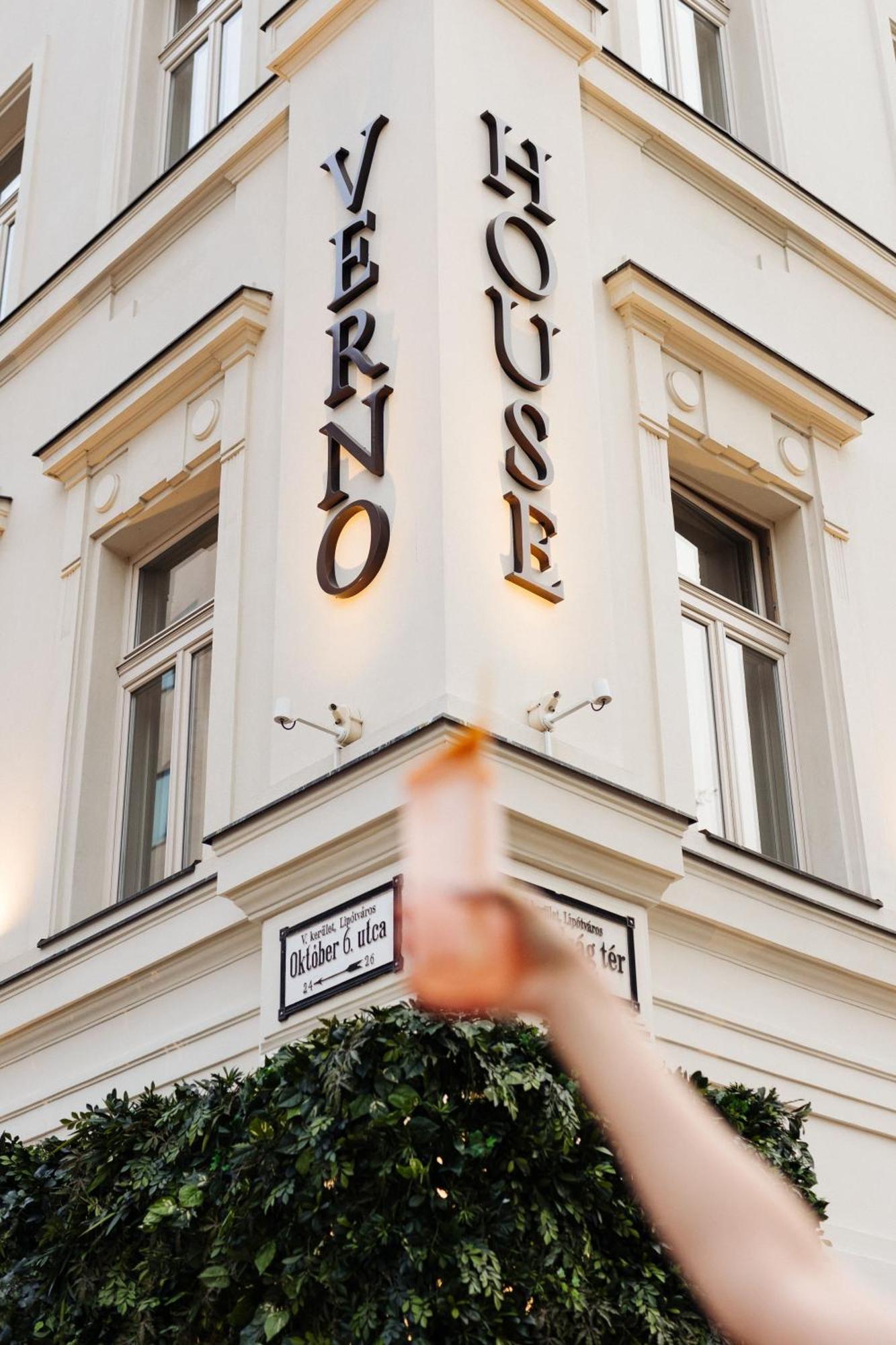 Verno House Budapest, Vignette Collection By Ihg Exterior photo The exterior of the restaurant