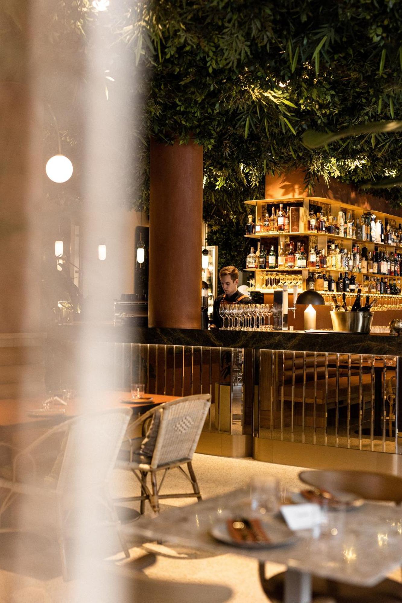 Verno House Budapest, Vignette Collection By Ihg Exterior photo The bar at the restaurant
