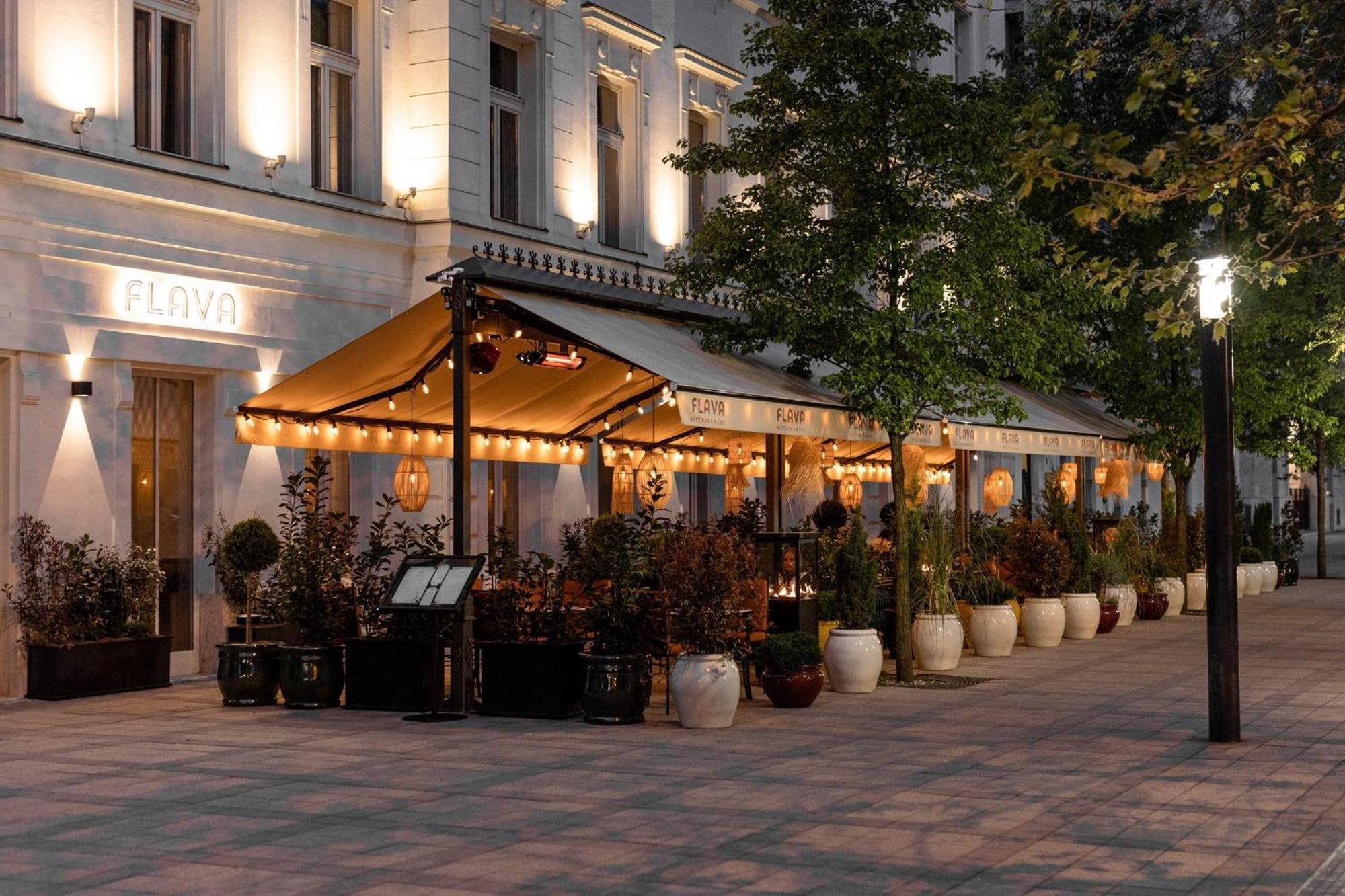 Verno House Budapest, Vignette Collection By Ihg Exterior photo The restaurant in 2012